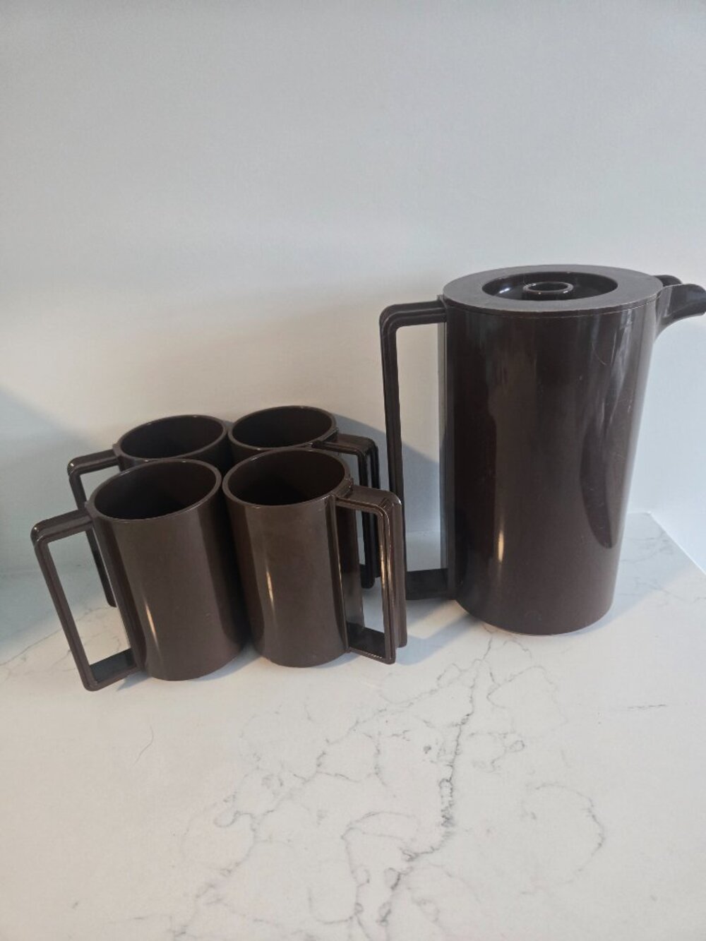 Vintage INGRID LTD Chicago Pitcher & Mug Set